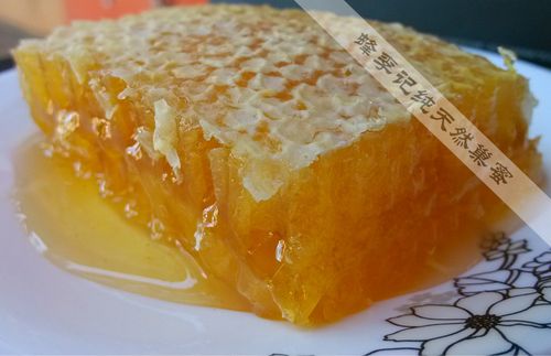 蜂李记蜂产品纯天然巢蜜礼盒批发中蜂巢蜜块进口厂家直销农家年货